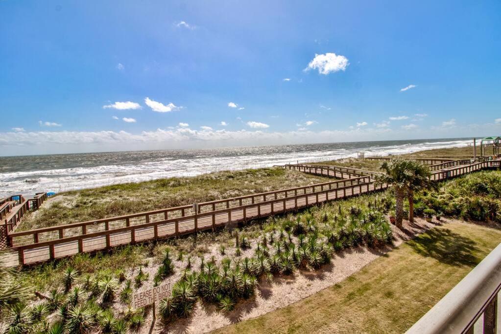 Oceanfront * Pool * Elevator * Boardwalk Apartman Carolina Beach Kültér fotó
