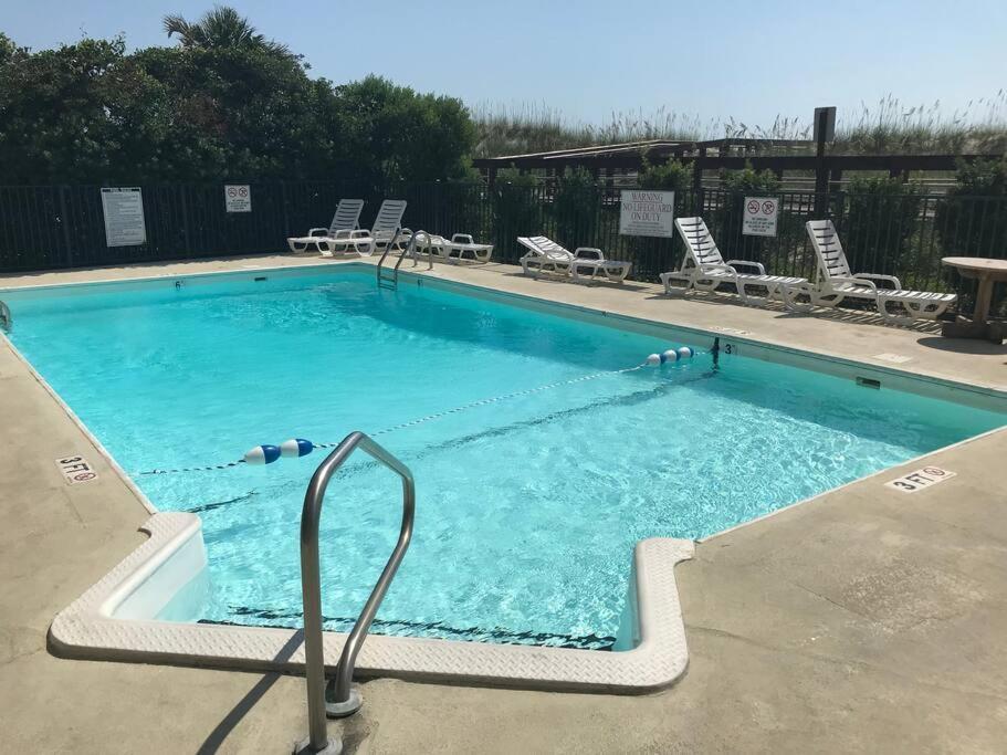 Oceanfront * Pool * Elevator * Boardwalk Apartman Carolina Beach Kültér fotó